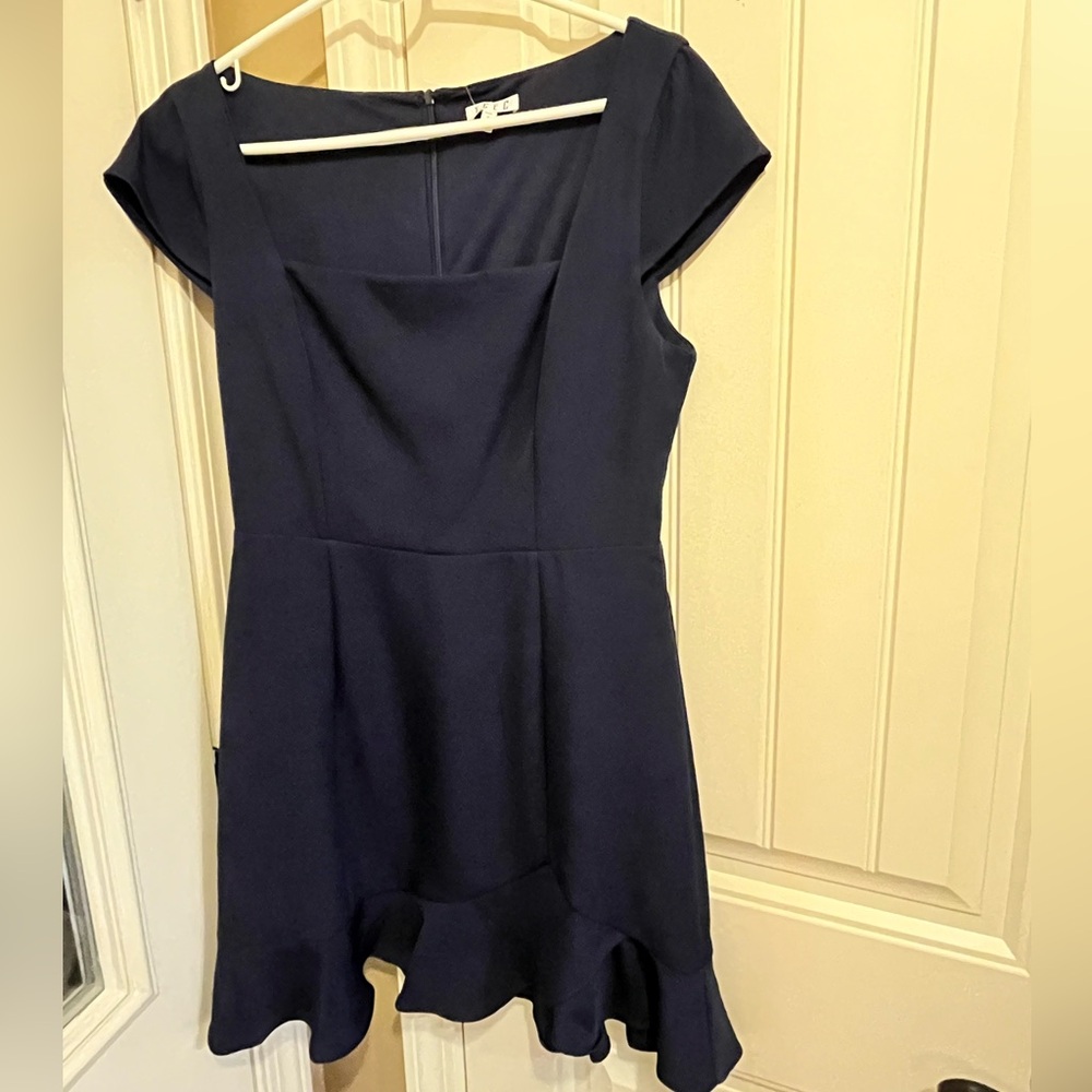 TCEC Dress Size Medium Navy Blue Ruffle Hem Cap Sleeve NWT